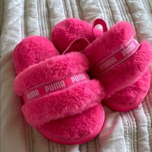 Puma Fuzzy Pink Slides